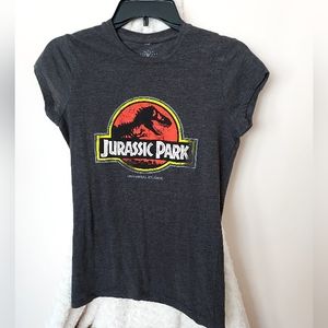 Jurassic Park Universal gray cap sleeve t-shirt - size Medium